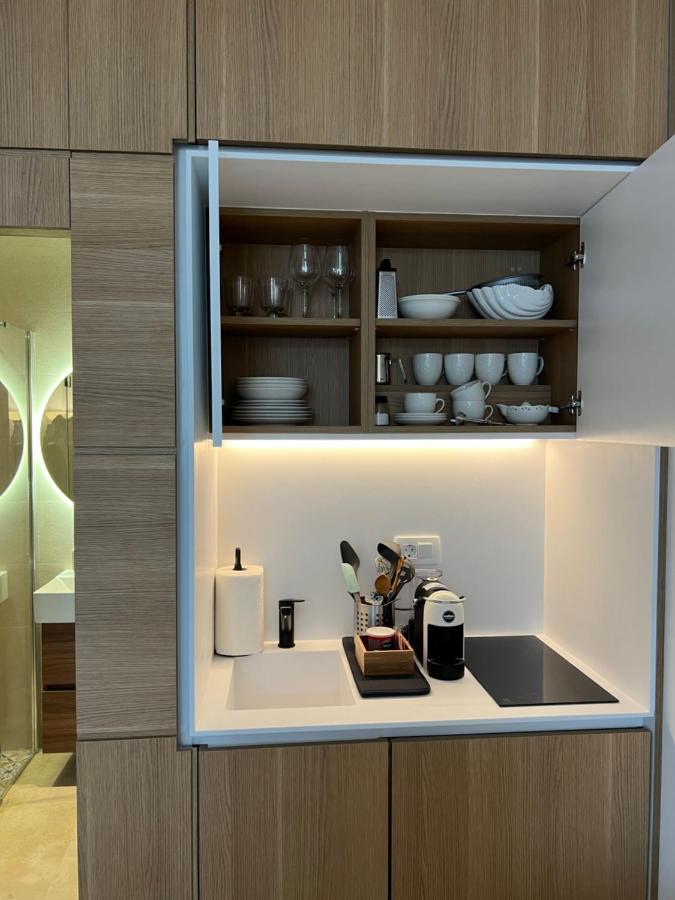 Rose Downtown Apartment พอดโกริกา ภายนอก รูปภาพ